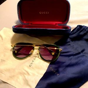 Gucci Glasses With Dust Rag And Case